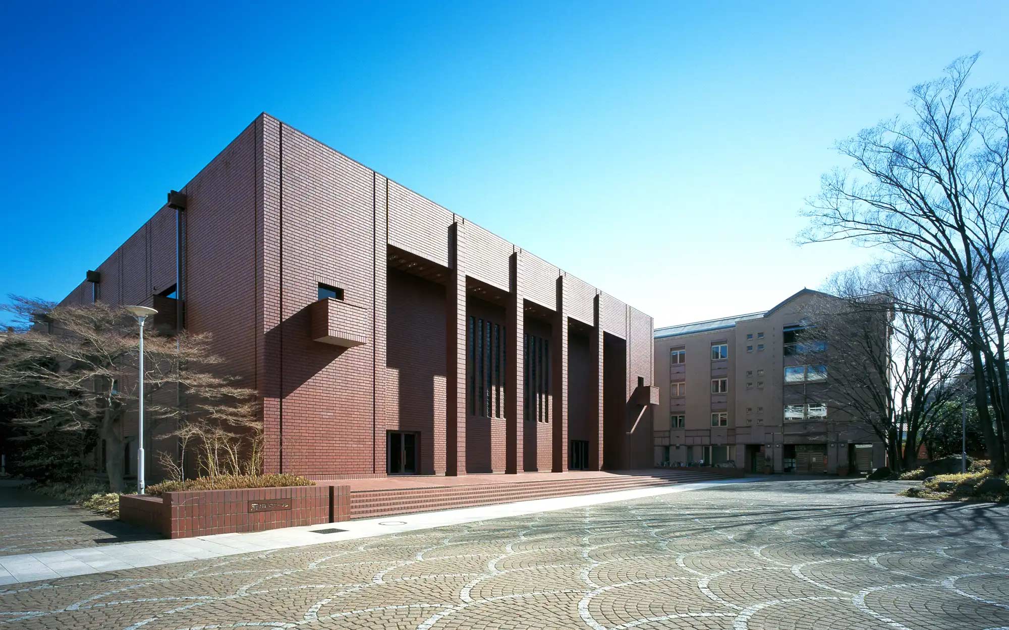 前田ホール