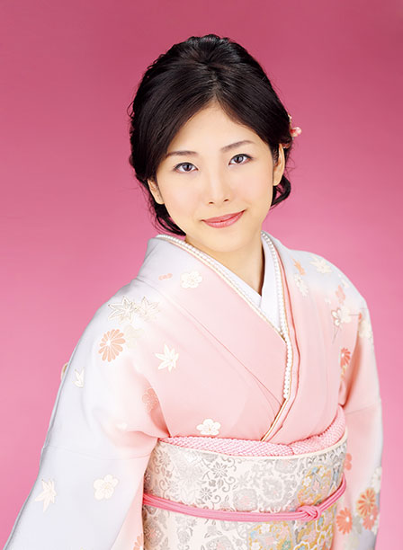 RIKA AOKI