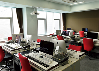 音楽・音響デザインコースが使う講義演習室